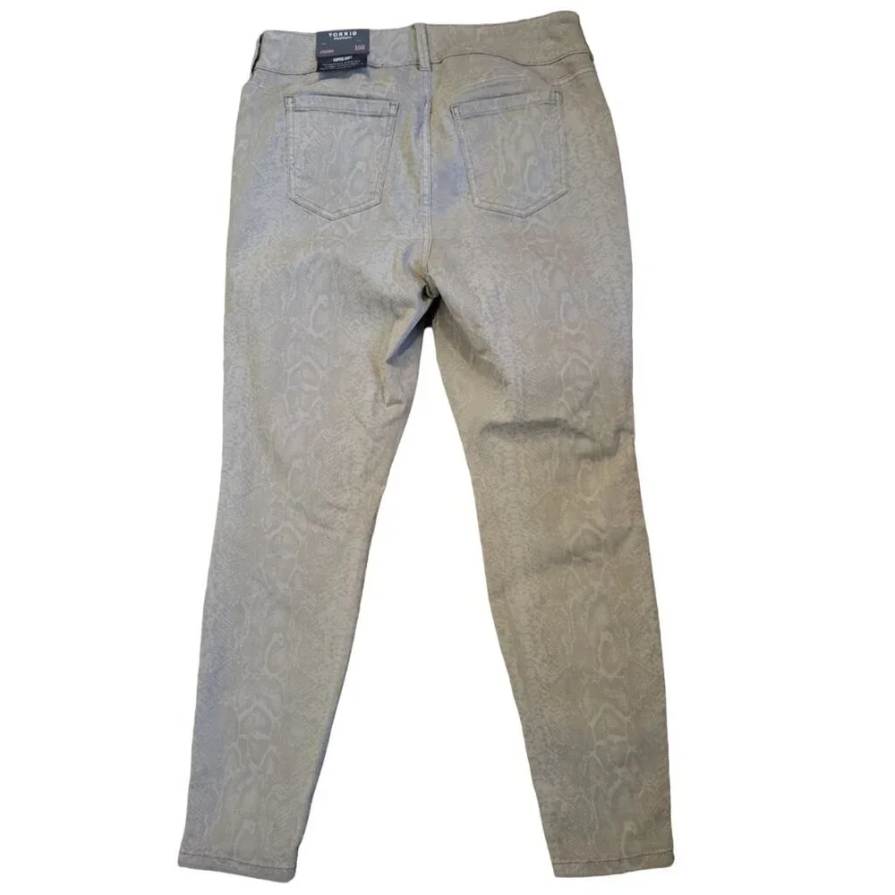 Torrid Super Soft High Rise Neutral Snakeprint Jeggings, 16R, NWT - Picture 2 of 5